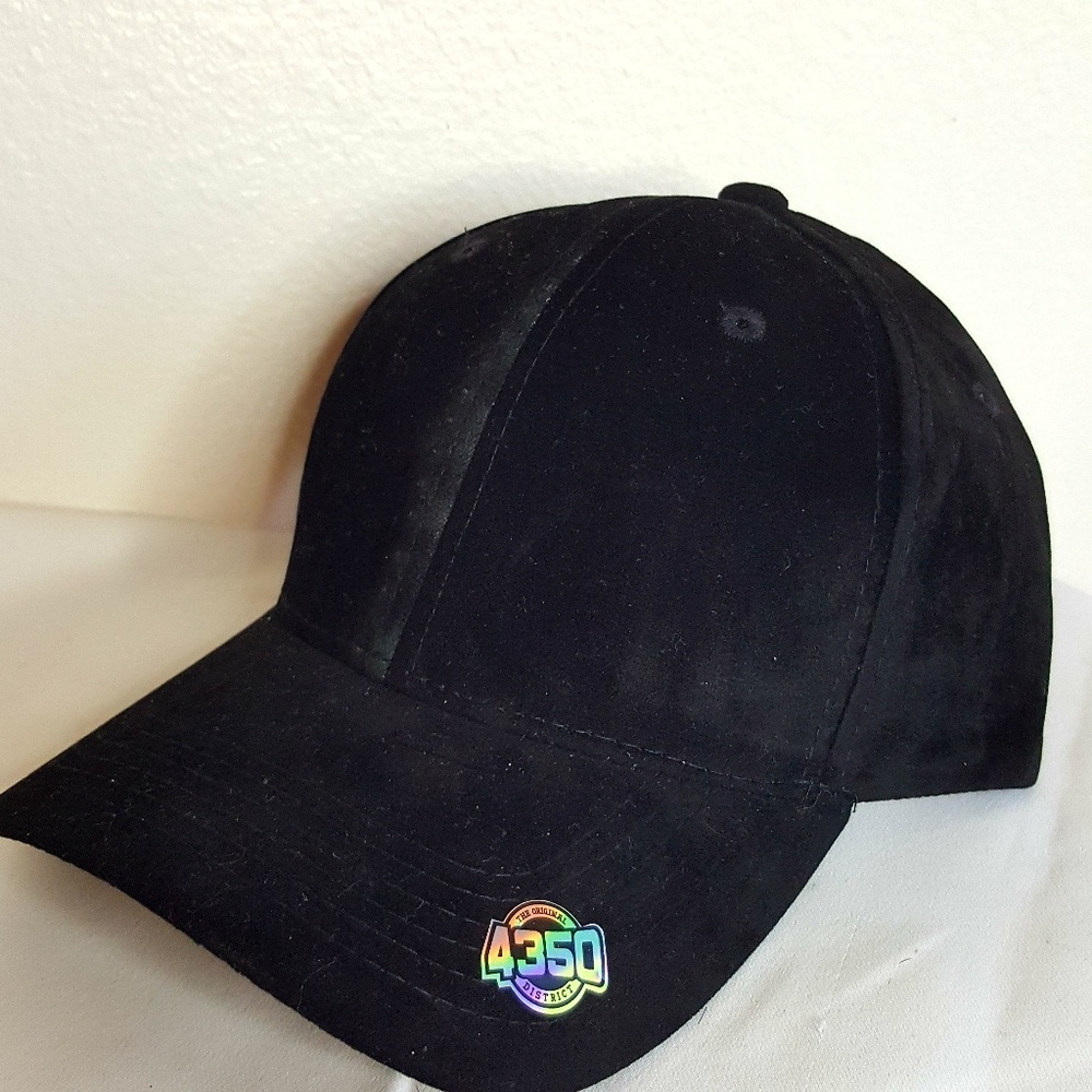 4350 District black faux suede baseball cap